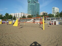 Стойки для пляжного волейбола с механизмом натяжения (с протекторами) - fgospostavki.ru - Дмитров