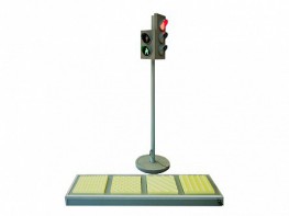 Электрифицированная модель транспортного и пешеходного светофоров на стойке и основании с "Виртуальным учителем" и с панелью образцами тактильной тротуарной плитки для слепых и слабовидящих пешеходов - fgospostavki.ru - Дмитров